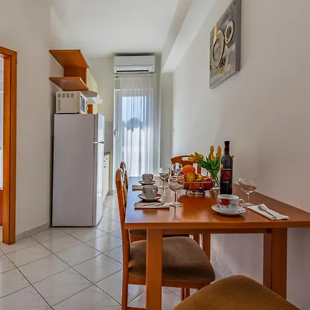 Rok 6 By Interhome *