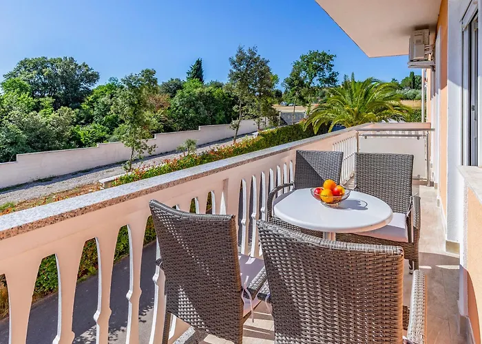 Appartamento Rok 6 By Interhome Pola