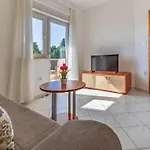 Appartamento Rok 6 By Interhome *